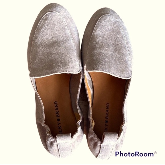 Lucky Brand Shoes - LUCKY BRAND MORISSIE BEIGE LEATHER SLIP ON ROUND TOE LOAFER SIZE 8M
